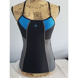 Aqua Sphere Womans Athletic top zsize Medium